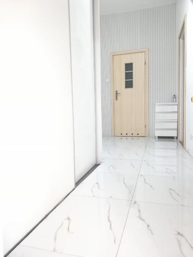 Apartament Blisko Morza Kolobrzeg-Podczele Lejlighed Eksteriør billede