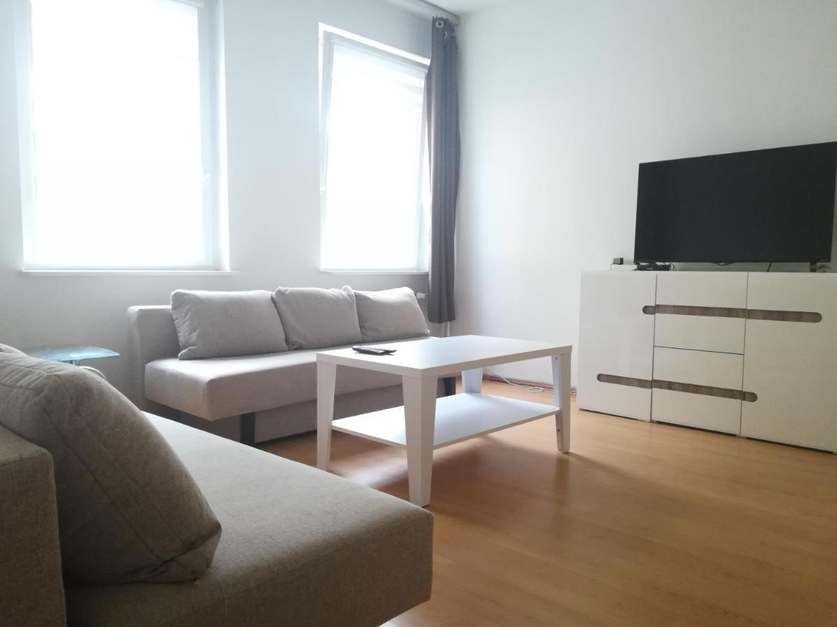 Apartament Blisko Morza Kolobrzeg-Podczele Lejlighed Eksteriør billede