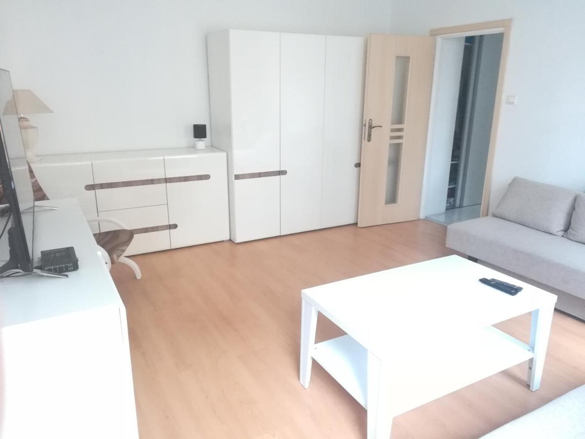 Apartament Blisko Morza Kolobrzeg-Podczele Lejlighed Eksteriør billede